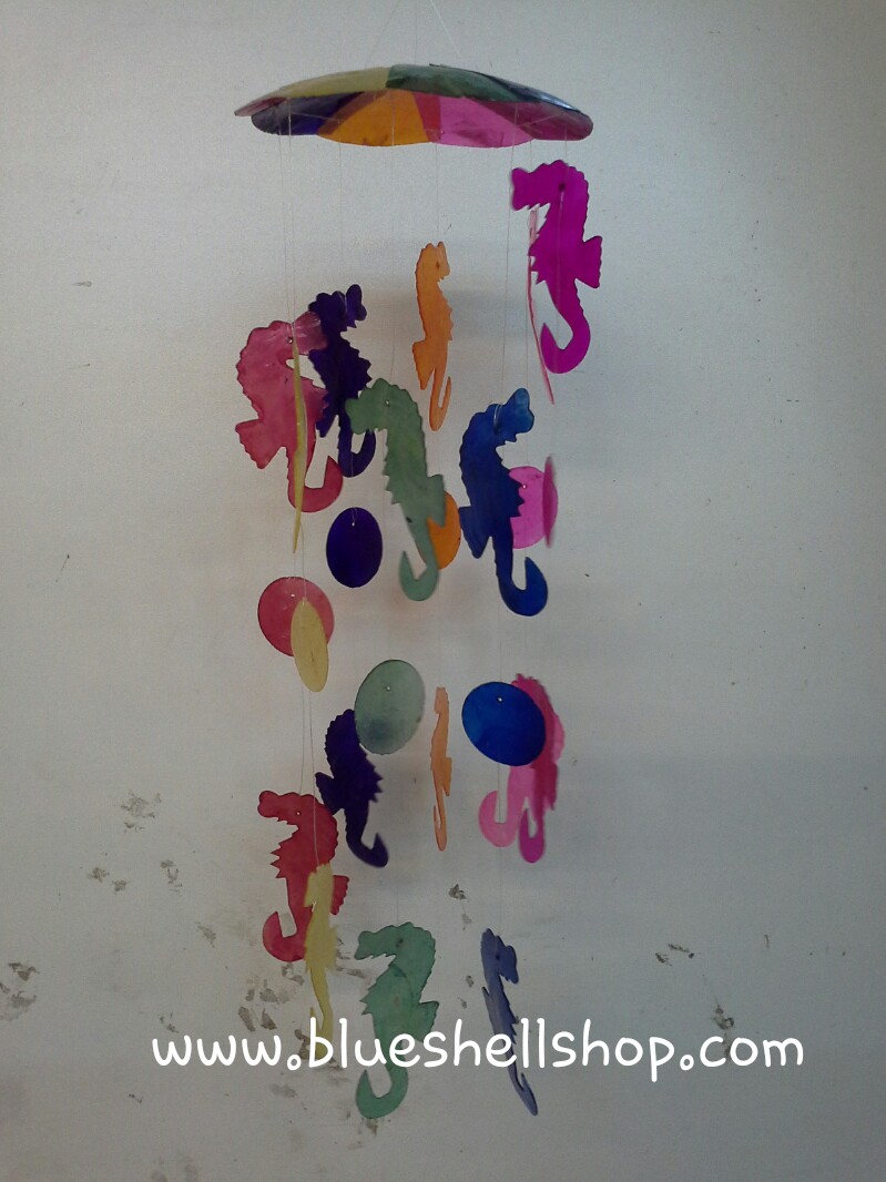 โมบายหอยกระดิ่งรูปม้าน้ำ