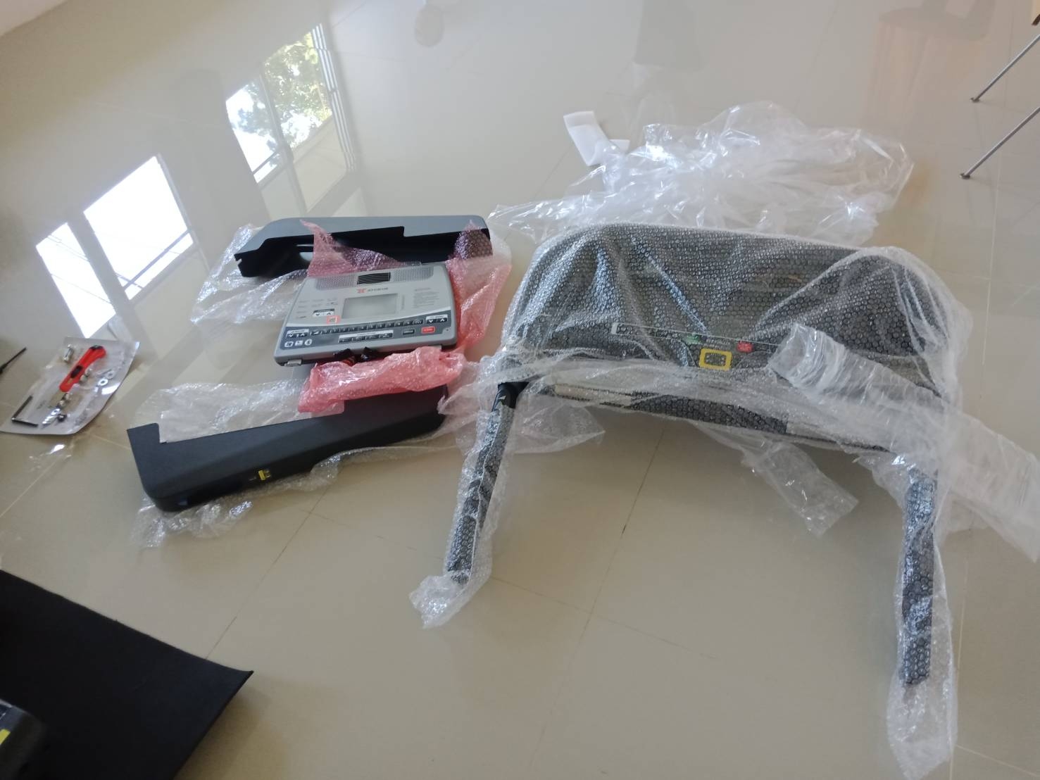 ลู่วิ่งไฟฟ้า Alatech / Attacus AT500 (Taiwan)