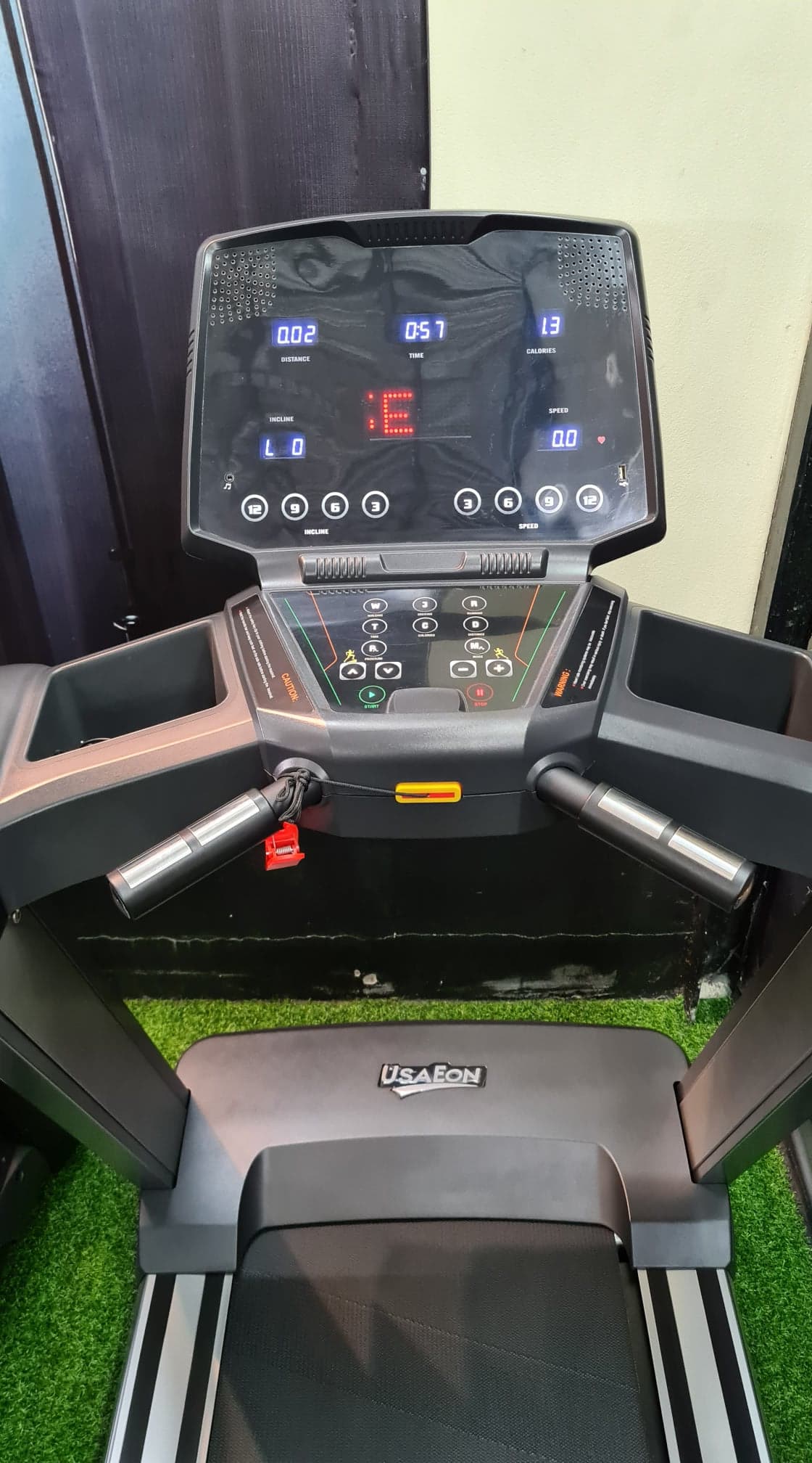 ลู่วิ่งไฟฟ้าฟิตเนส USAeon รุ่น Ai62 Motor 5 AC