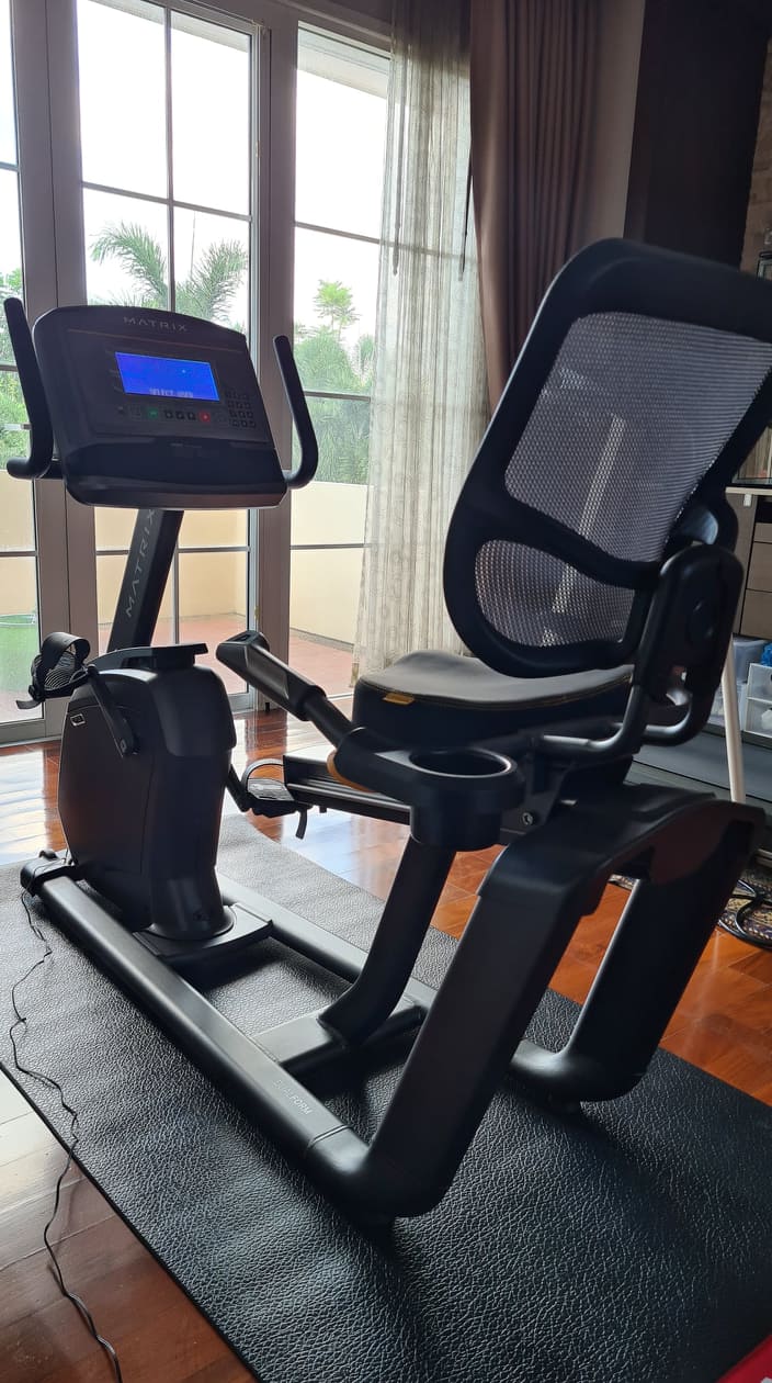 จักรยานเอนปั่น Matrix R30XR