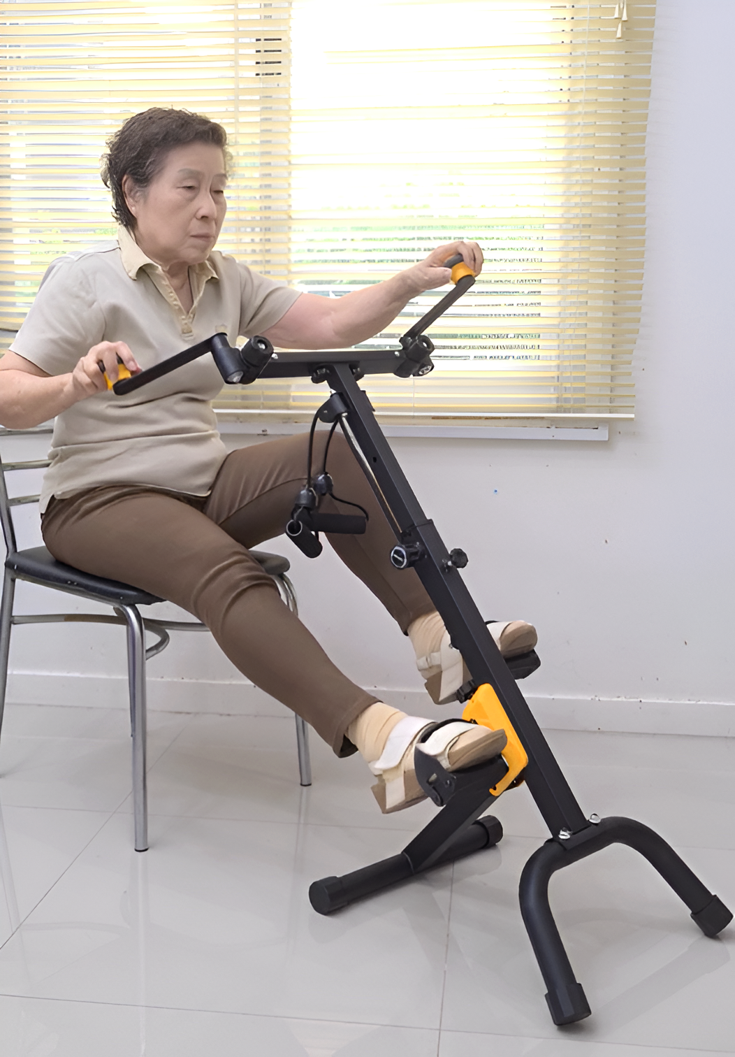 จักรยานออกกำลังกายผู้สูงอายุ, จักรยานกายภาพบำบัด, จักรยานคนแก่, จักรยานออกกำลังกายในบ้าน