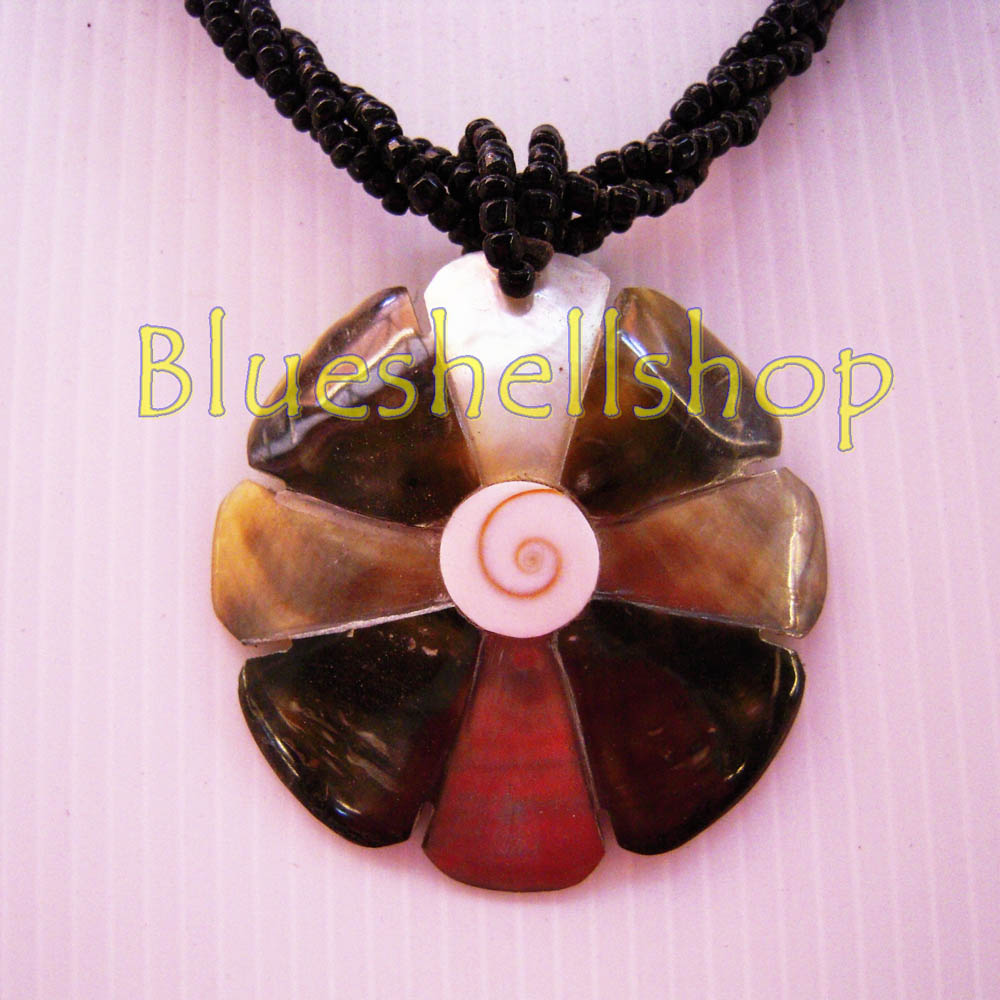 สร้อยคอมุกแฉกแปดดาว