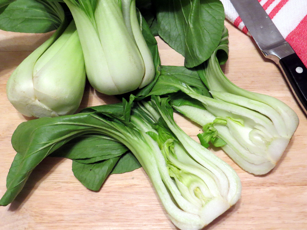 ผักกาดกวางตุ้งก้านขาว - Milky Dwarf Pak Choi