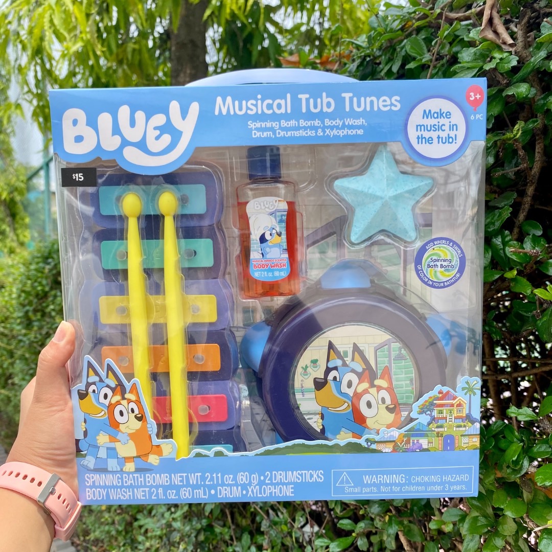 นำเข้า 🇺🇸 ✨เพิ่มความสนุกในเวลาอาบน้ำกับ Bluey Musical Tub Tunes Set -ชุดเซทอาบน้ำ 6 ชิ้น ราคา 990 บาท