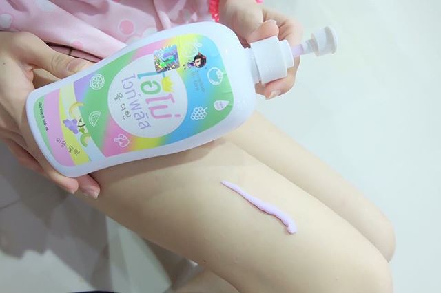 โลชั่นโอโม่ไวท์พลัส สูตรใหม่ (OMO white Plus Snow white by frean)