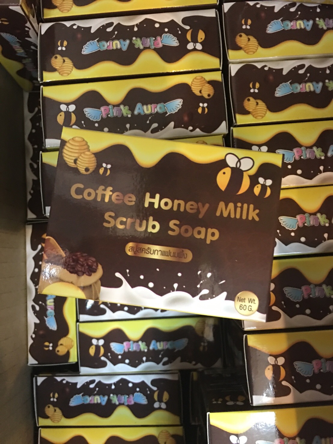สบู่สครับกาแฟนมผึ้ง (Coffee Honey Milk Scrub Soap)