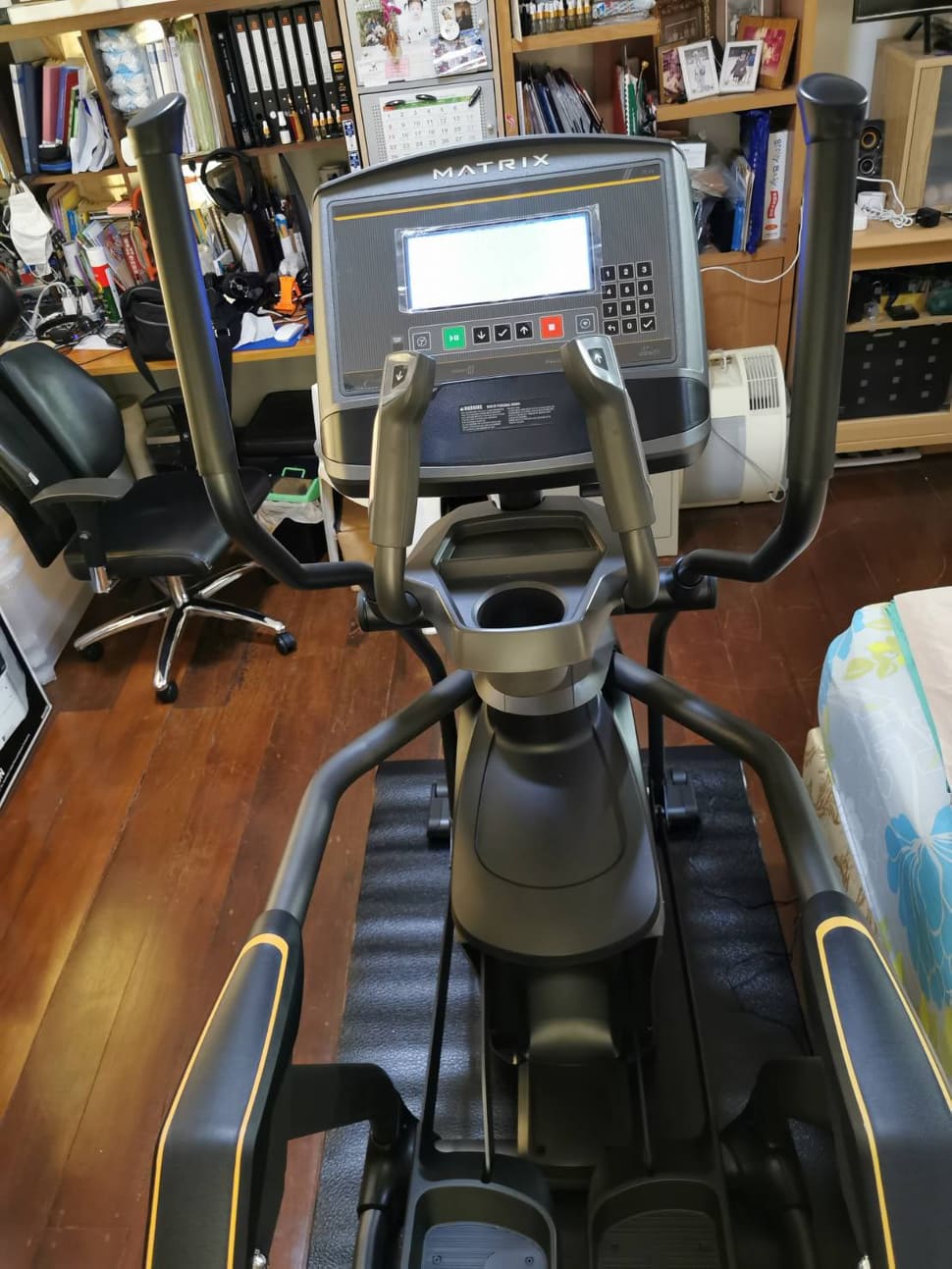 เครื่องเดินวงรี Matrix Elliptical E30XR USA