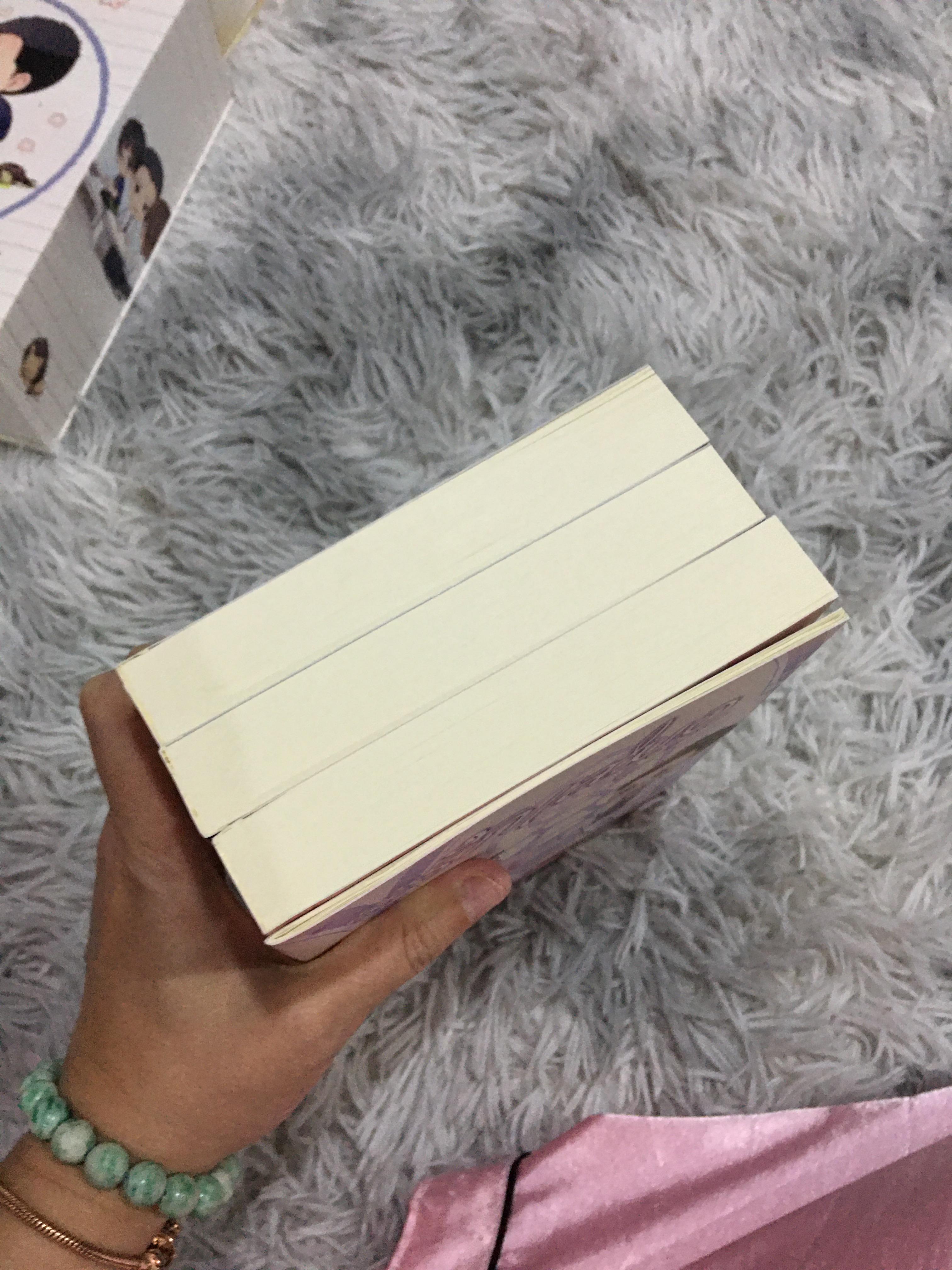 Boxset นิยายแต่ง มาโปรด + สเป + boxset นิยายแต่ง รักเสมอ รอบจอง
