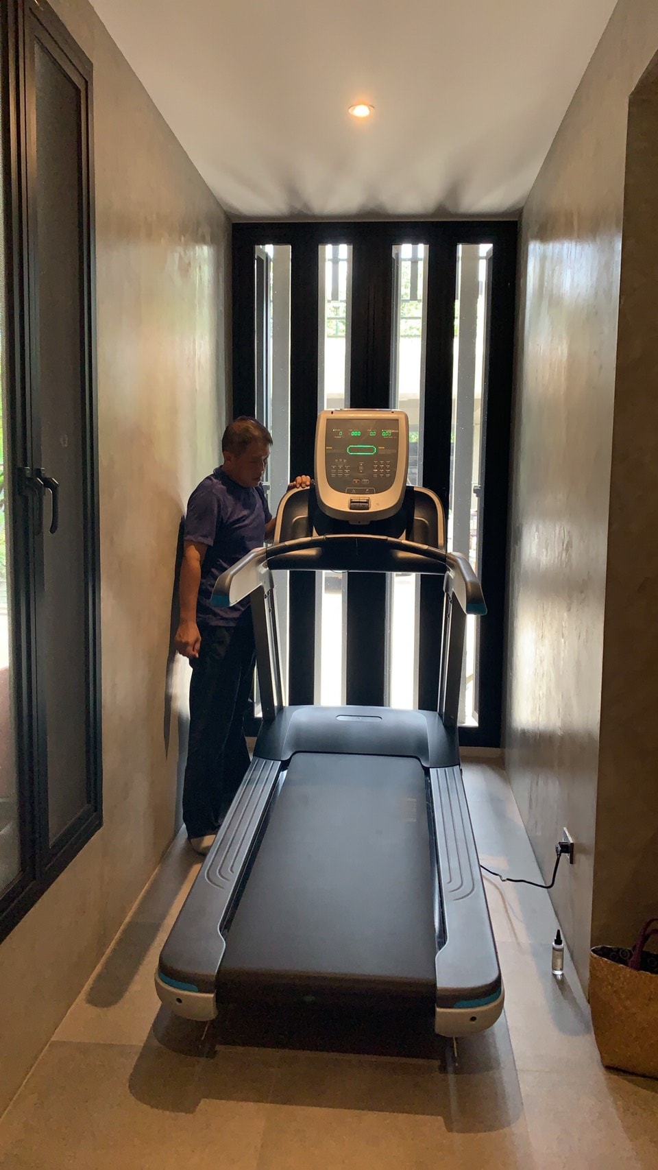 ลู่วิ่งไฟฟ้า x8700 Commercial (AT1400)