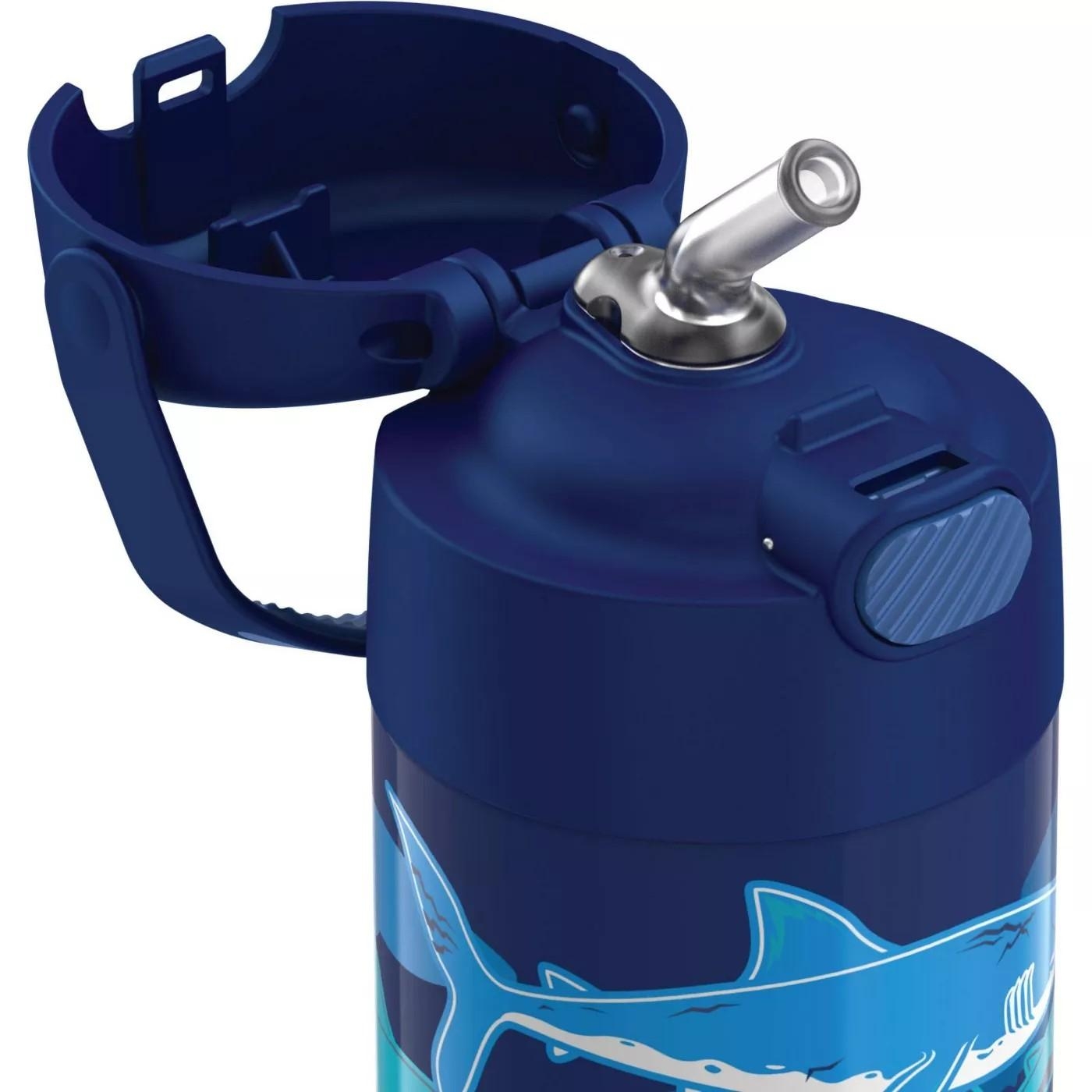 Thermos Sharks 12oz FUNtainer Water Bottle with Bail Handle - Blue ราคา : 990 บาท