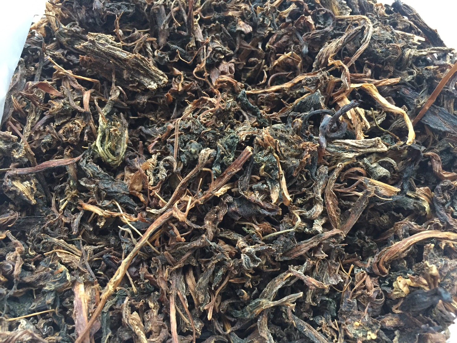 ผักเค็ม อาหารไทใหญ่ Dried lettuce ผักแห้ง ผักกาดส้มแห้ง ขนาด 100 กรัม อาหารไทยใหญ่ อี่เมดแห้ง Shan Traditional Food ใช้ประกอบอาหารประเภทต้มหรือตุ๋น รสชาติน้ำซุปที่ได้จะกลมกล่อม มีกลิ่นหอมสุด ๆ