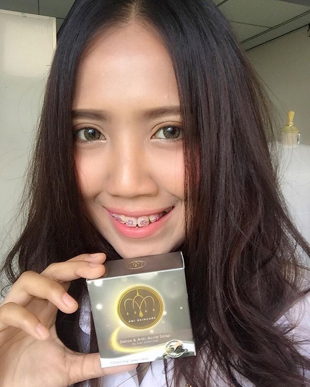สบู่ดีท็อกซ์ แอนตี้ แอคเน่ by ami (Detox & Anti Acne by Ami skincare)