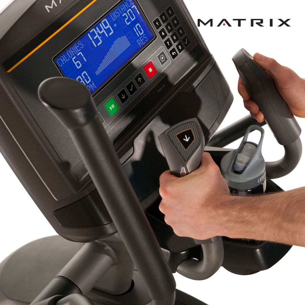 เครื่องเดินวงรี Matrix Elliptical E30XR USA