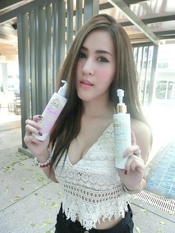 โลชั่นหัวเชื้อคอลลาเจน (Collagen Brightenning Body Lotion SPF50 PA+++)