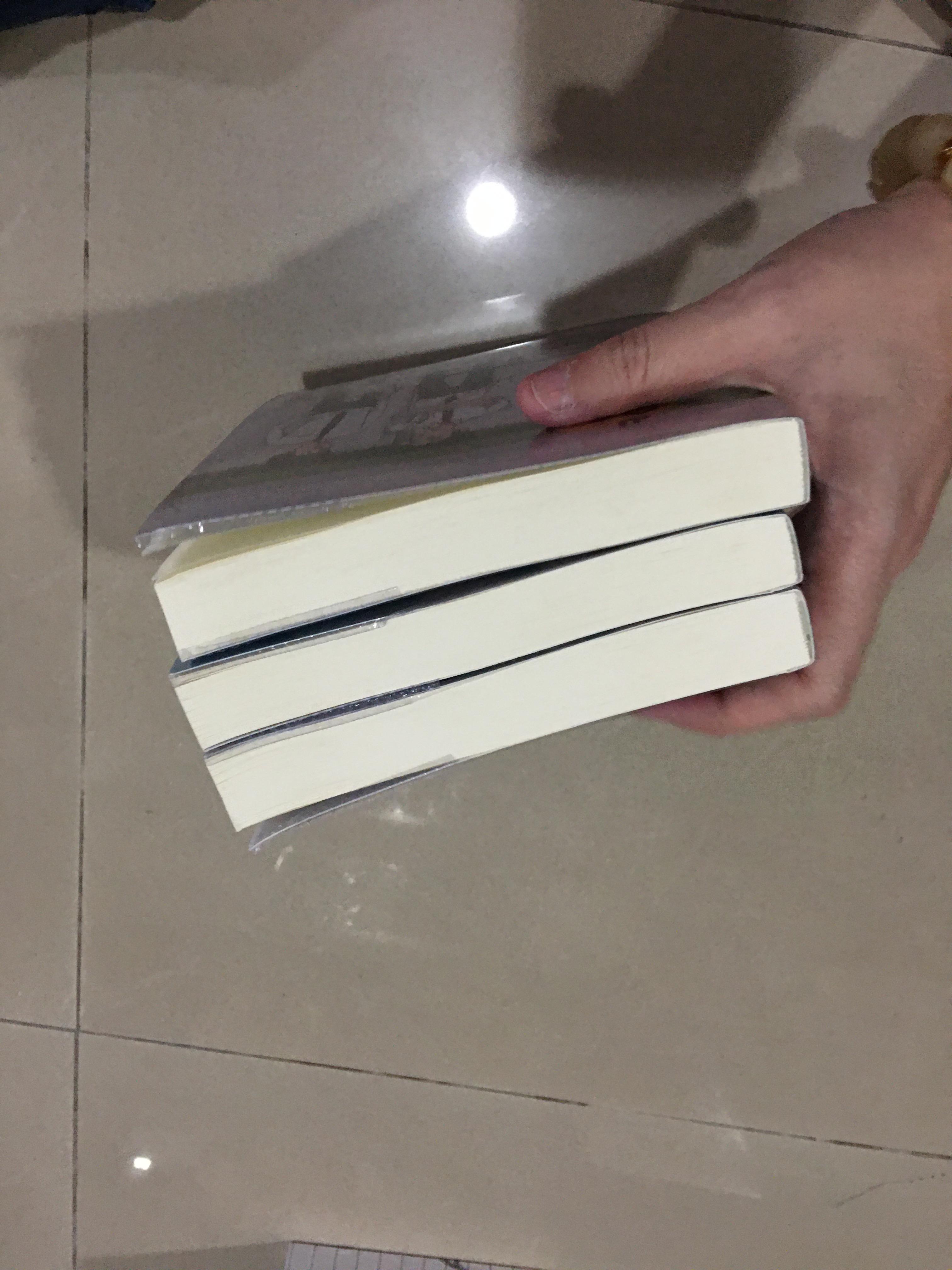 Boxset นิยายแต่ง เดือนเกี้ยวเดือน มีตำหนิ