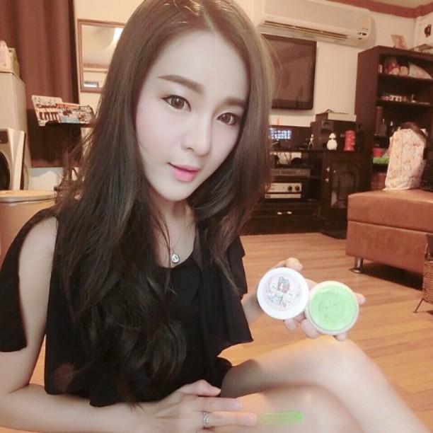 Party White SPF50+++ by Mayziio ครีมเทพ ขาวสุดๆ
