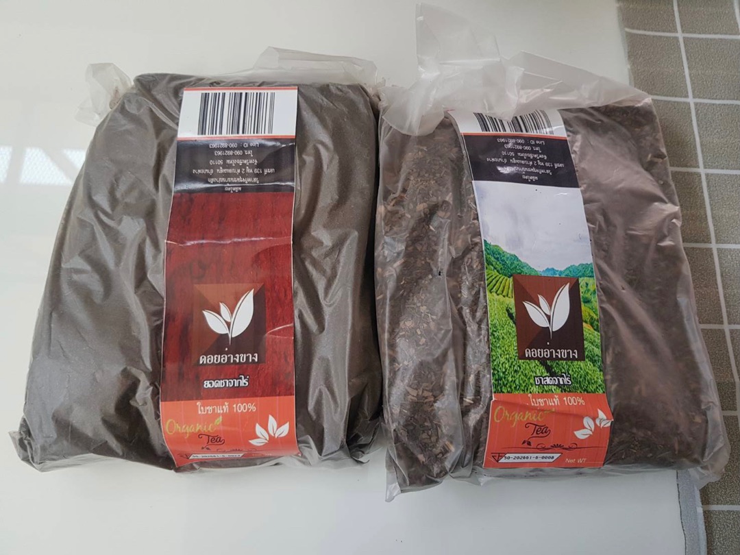 ชายอด (หัวชา) ขนาด 500 กรัม มี อย. ชาสำหรับใช้ปรุงชาให้ได้รสชาติหอมและเข้มตามต้องการ สามารถปรุงในชาเขียวและใบชาไทยให้มีความหอมและเข้มตามชอบ สามารถสร้างความเข้มและความหอมได้ตามชอบ สร้างความต่างทุกเมนูชา สด สะอาด ชงชาเย็น ชาร้อน ชาดำ ชามะนาว