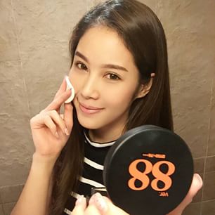 แป้งดินน้ำมัน (Ver.88 Bounce Up Pact SPF50 PA+++)