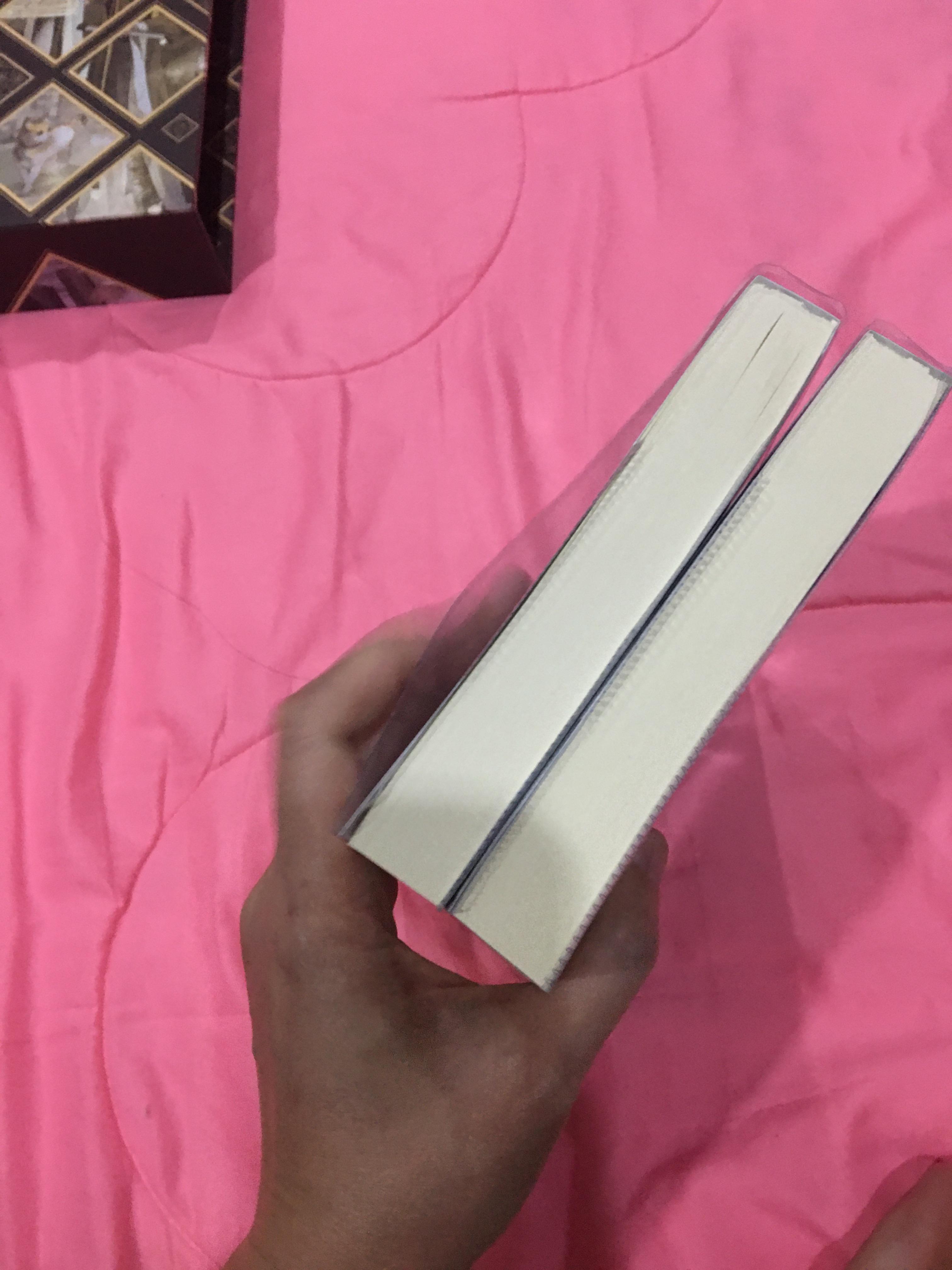 Boxset นิยายแต่ง เป็นแมวของฮ่องเต้ใครว่าสบาย 2 เล่มจบ รอบจอง