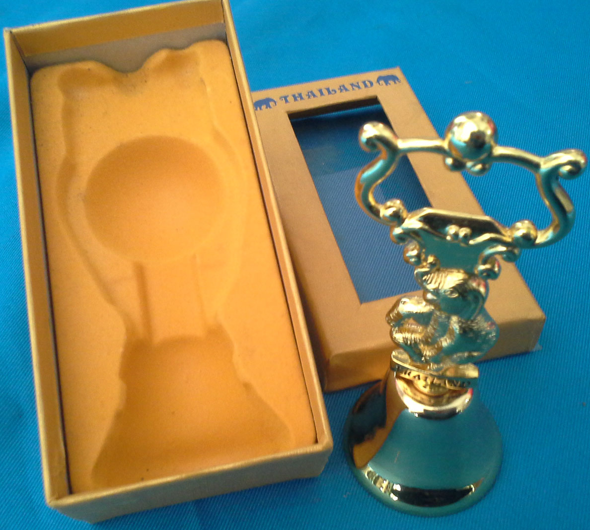 กระดิ่งงานเครื่องเงิน