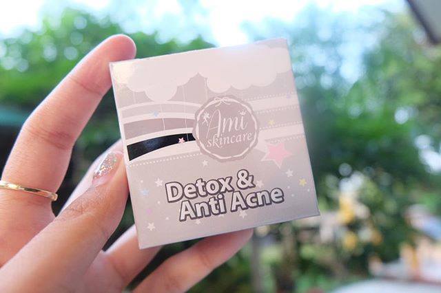 สบู่ Ami Detox Anti Acne เอมิ สบู่ดีท็อกสิวและริ้วรอย