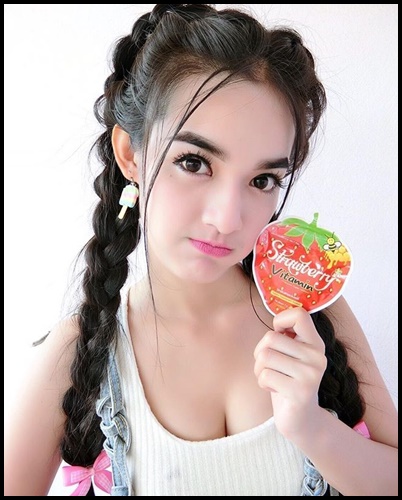 วิตามินสตอเบอรี่ หน้าใส Strawberry Vitamin