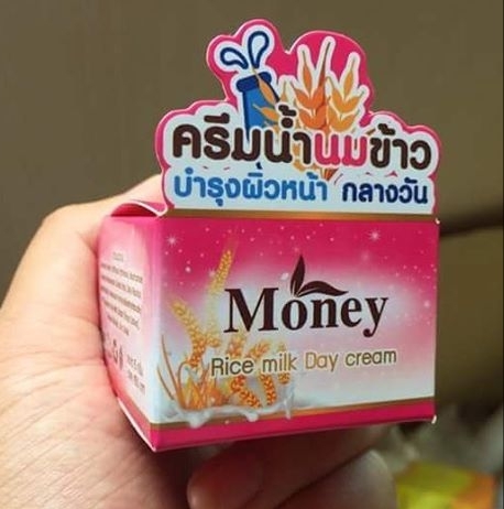 ครีมน้ำนมข้าว มันนี่ (Rice Milk Day Cream by Money)