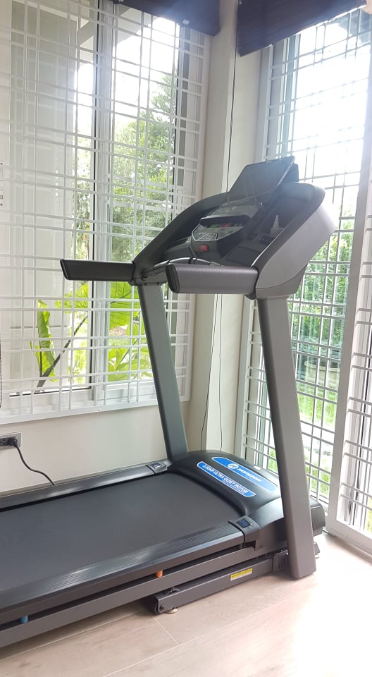 ลู่วิ่งไฟฟ้า Horizon T101