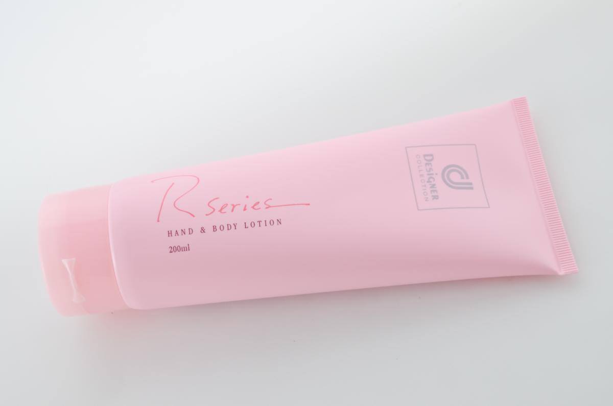 อาร์ ซีรีย์ แฮนด์ แอนด์ บอดี้ โลชั่น (R-series Hand & Body Lotion by Designer Collection)