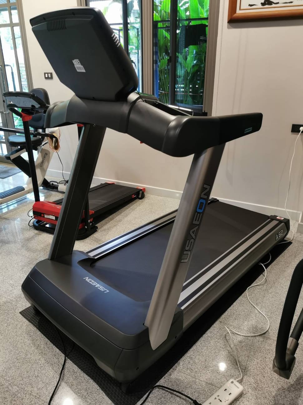 ลู่วิ่งไฟฟ้าฟิตเนส USAeon รุ่น Ai62 Motor 5 AC