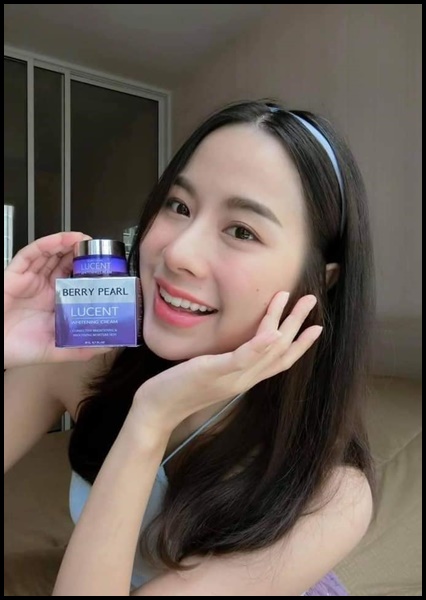 ลูเซ้นท์ ไวท์เทนนิ่ง ครีม Berry Pearl Lucent Whitening Cream