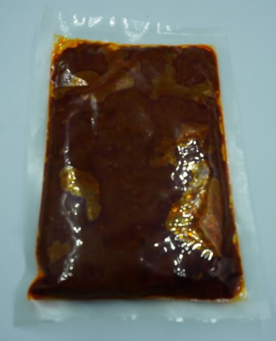 น้ำพริกแกงฮังเล ขนาด 200 กรัม Northern Pork Curry ( Kaeng Hang Lei )