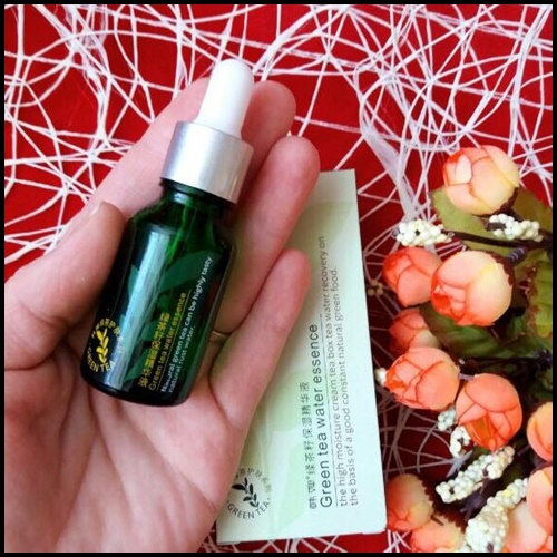 โฮลิค กรีนทรี วอเตอร์ เอสเซนส์ HOREC GREEN TEA WATER ESSENCE