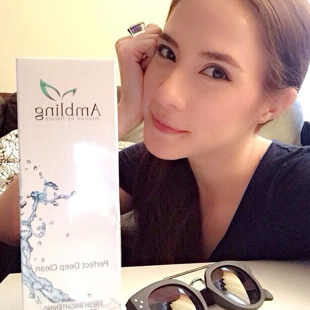 โฟมล้างหน้า แอมบลิงค์ สูตร Detox (Ambling Perfect deep clean)