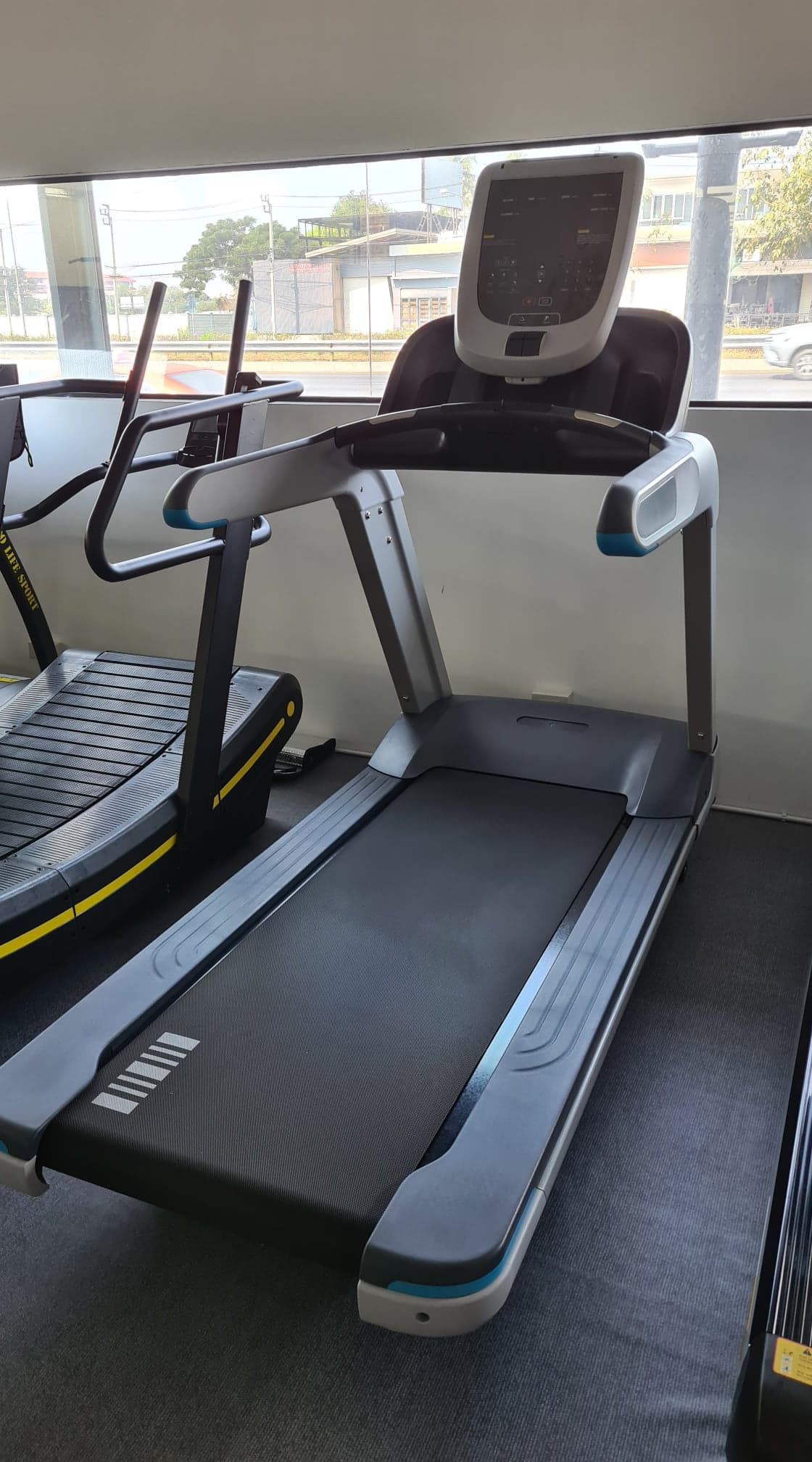 ลู่วิ่งไฟฟ้า x8700 Commercial (AT1400)