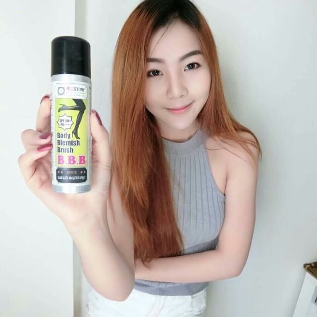 สเปรย์ถุงน่อง แล็ปสตอรี่ สลิม เลค บอดี้ (Labstory slim leg body blemish brush beige SPF 50+PA+++)