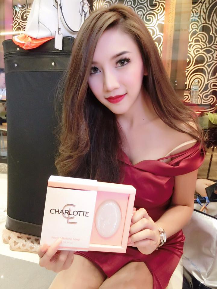 สบู่ล้างหน้าสมุนไพรชาร์ล็อต (Charlotte By POIRATA)