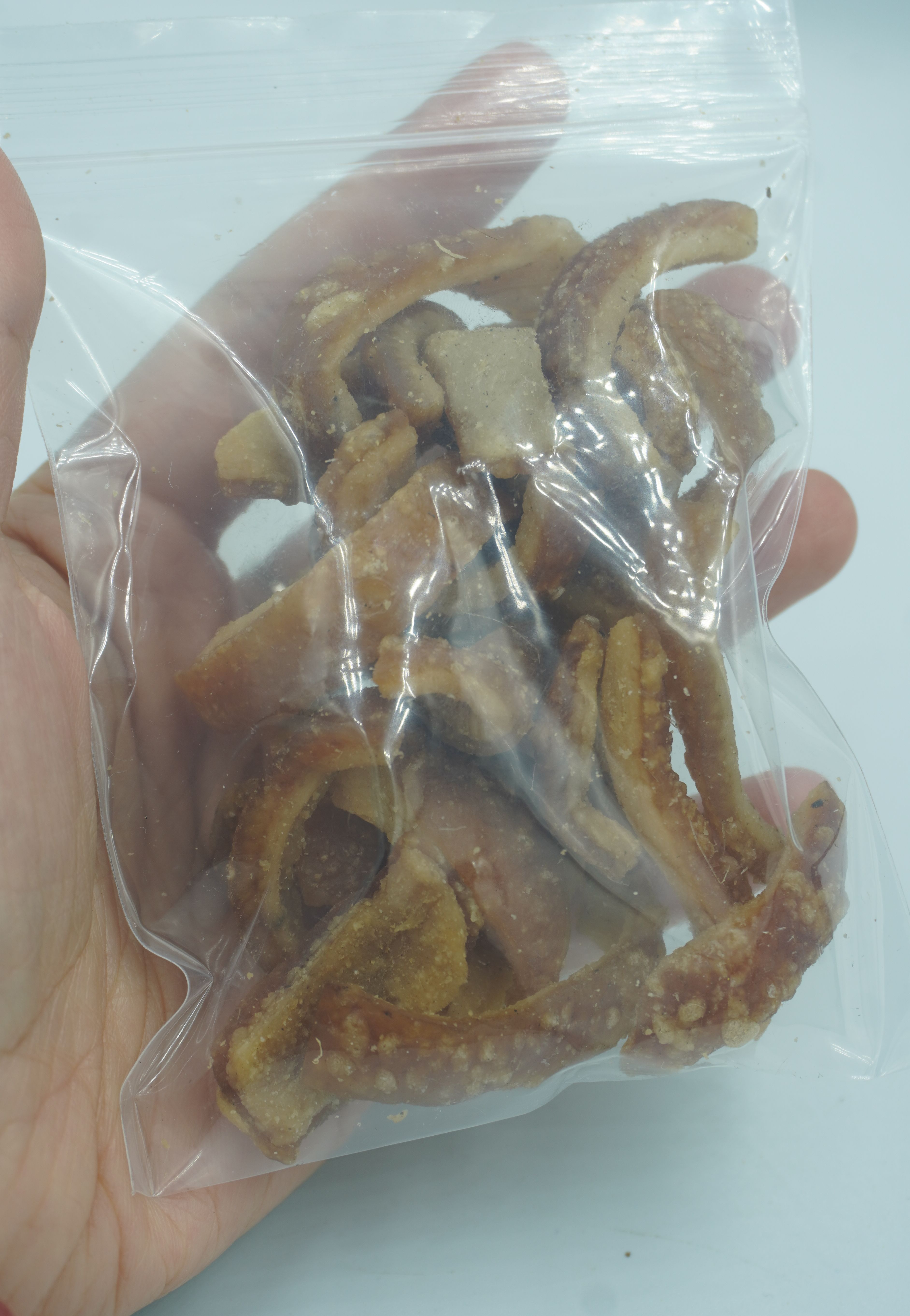 แคบหมู (สูตรไทยใหญ่ แบบที่ 2) ยังไม่ได้ทอด ขนาด 50 กรัม แคบหมูไร้มัน แคบหมูปรุงรส (ชนิดแห้ง ยังไม่ได้ทอด) แคบหมูไร้มันกึ่งสำเร็จรูป Pork rind, Pork crackling สูตรเด็ดไม่ซ้ำใคร สินค้าผลิตใหม่ตลอด รับประกันความพอใจ แคบหมูเชียงใหม่ รสชาติดี