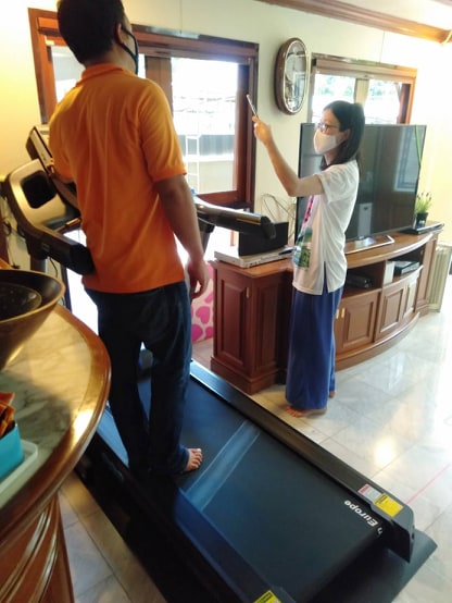 ลู่วิ่งไฟฟ้า BH Fitness รุ่น RC04 มีส่วนลดพิเศษเพียบ!