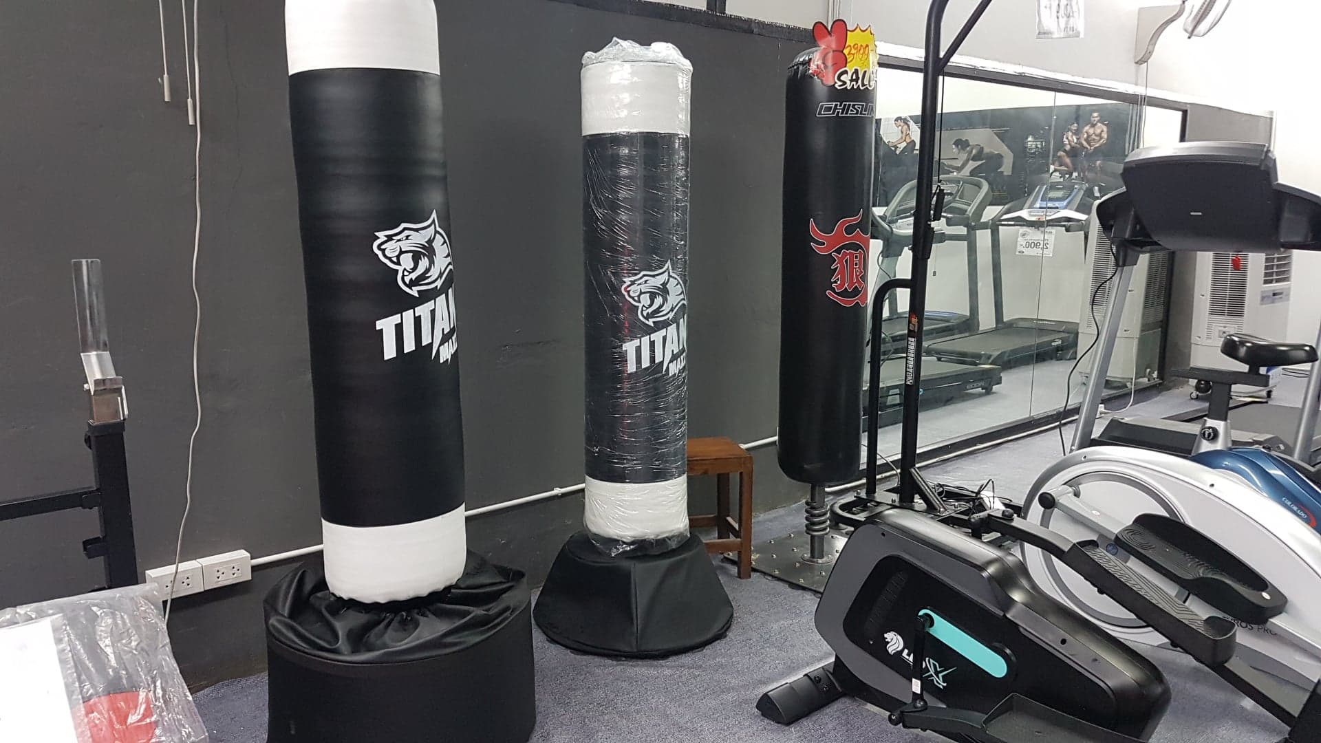 กระสอบทรายตั้งพื้น TitanMaxz