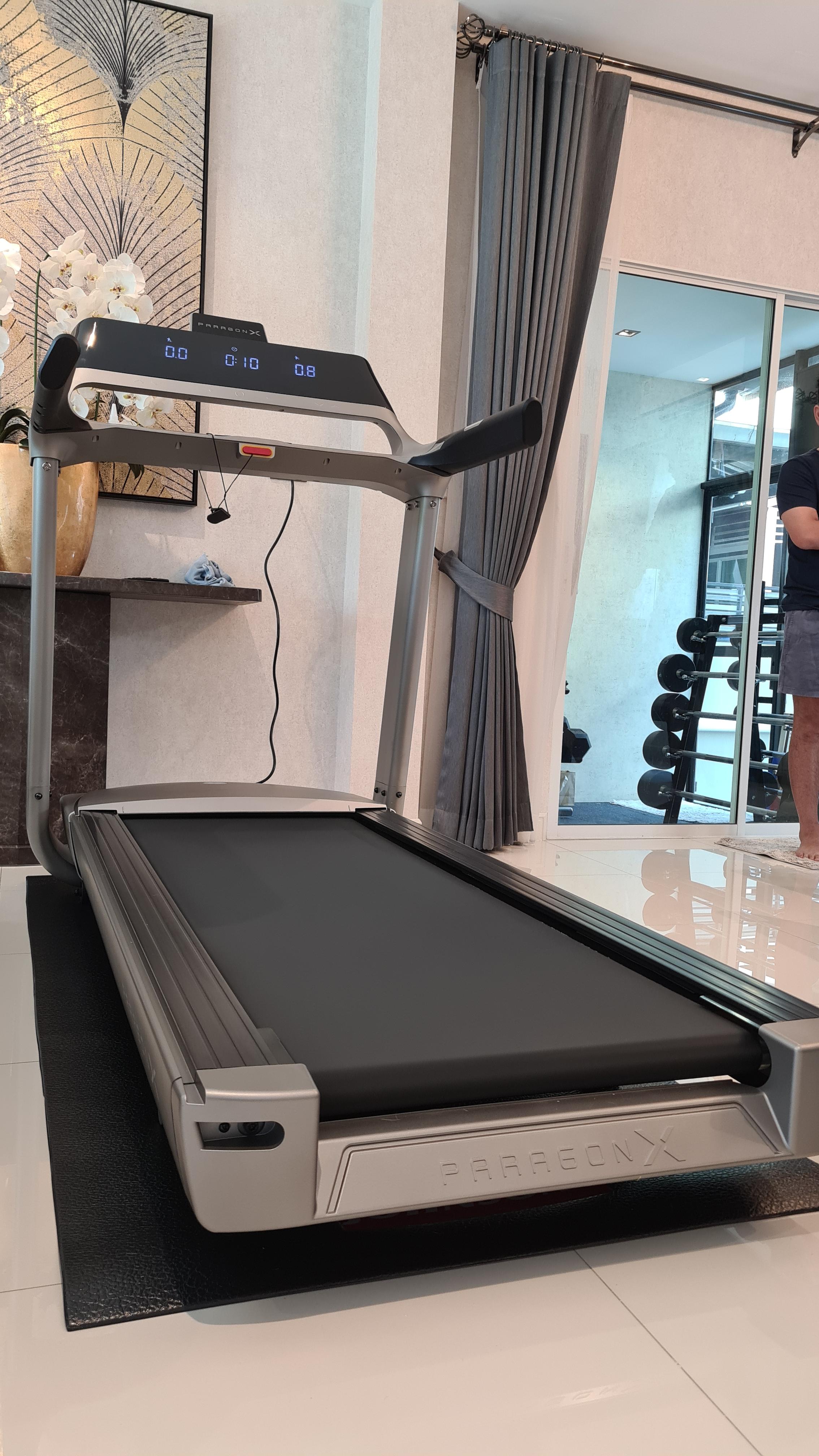 ลู่วิ่งไฟฟ้า Horizon ParagonX