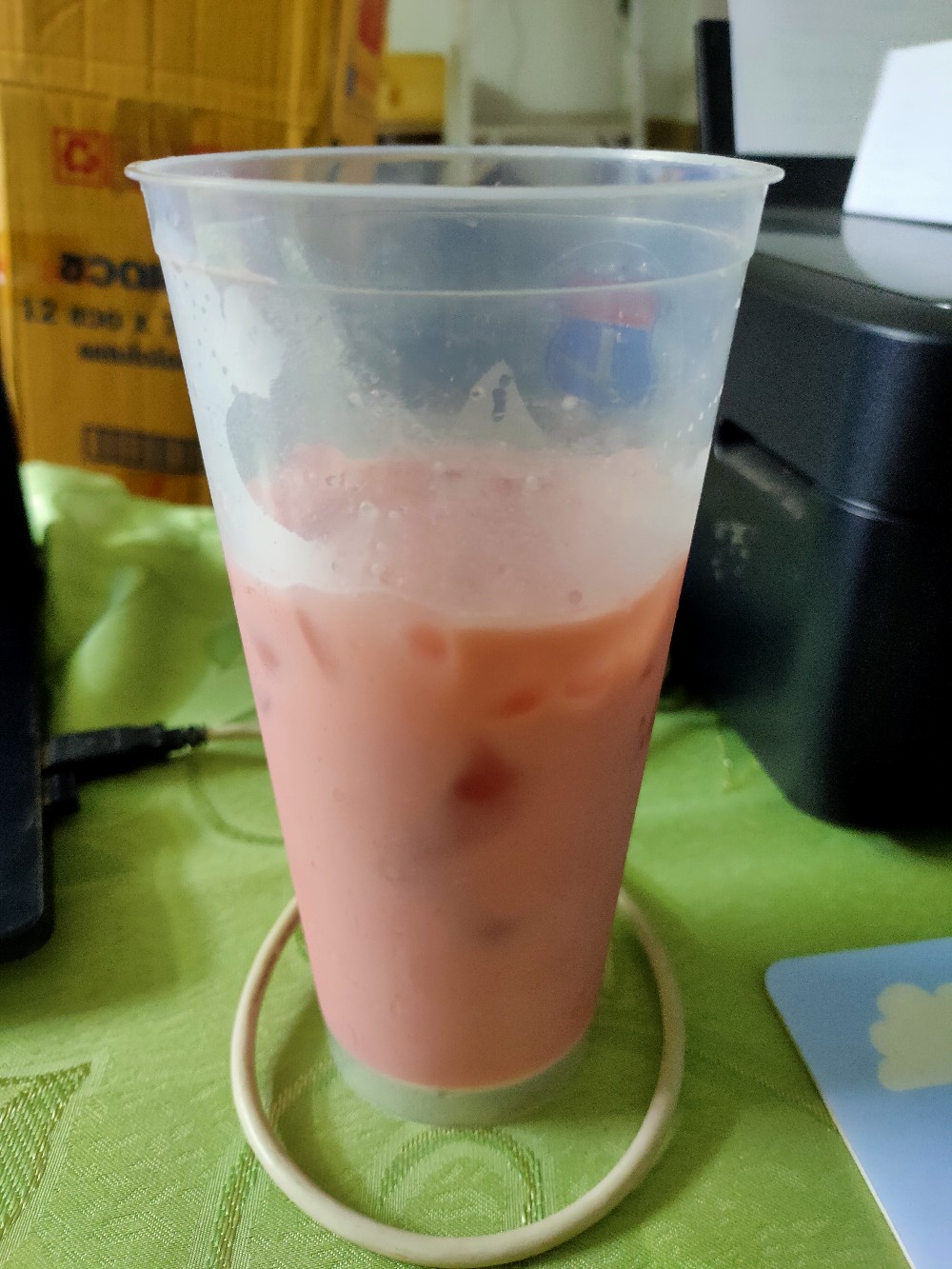 ผงชามิกซ์เบอร์รี่ Mix Berries รสเปรี้ยว ขนาด 500 กรัม ผงเบอร์รี่ Mix Berries Powder ผงชาเบอร์รี่ ผงชาเบอร์รี่ป่น ผงชาเบอร์รี่นม ชาคุณภาพ มาตรฐาน อย. คัดสรรชาจากดอยพี้นที่เชียงใหม่ ราคามิตรภาพ ผลิตจากใบชาแท้ 3 สายพันธุ์ ทำให้ได้กลิ่นและรสชาติที่ลงตัว