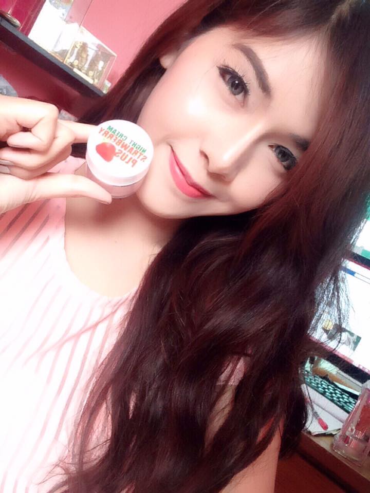 ไนท์ครีมสตอเบอร์รี่พลัส (Night Cream Strawberry Plus Mayziio By MadamKate)