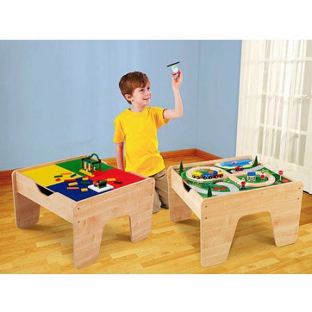 KidKraft 2-in-1 Wooden Activity Table with LEGO-Compatible Board and 30-Piece Train Set โต๊ะต่อเลโก้ 2 in 1 สุดคุ้ม มากับเลโก้ 200ชิ้นและชุดรถไฟจำลอง 30 ชิ้น ตัวโต๊ะผลิตจากไม้ สินค้านำเข้าจากอเมริกา