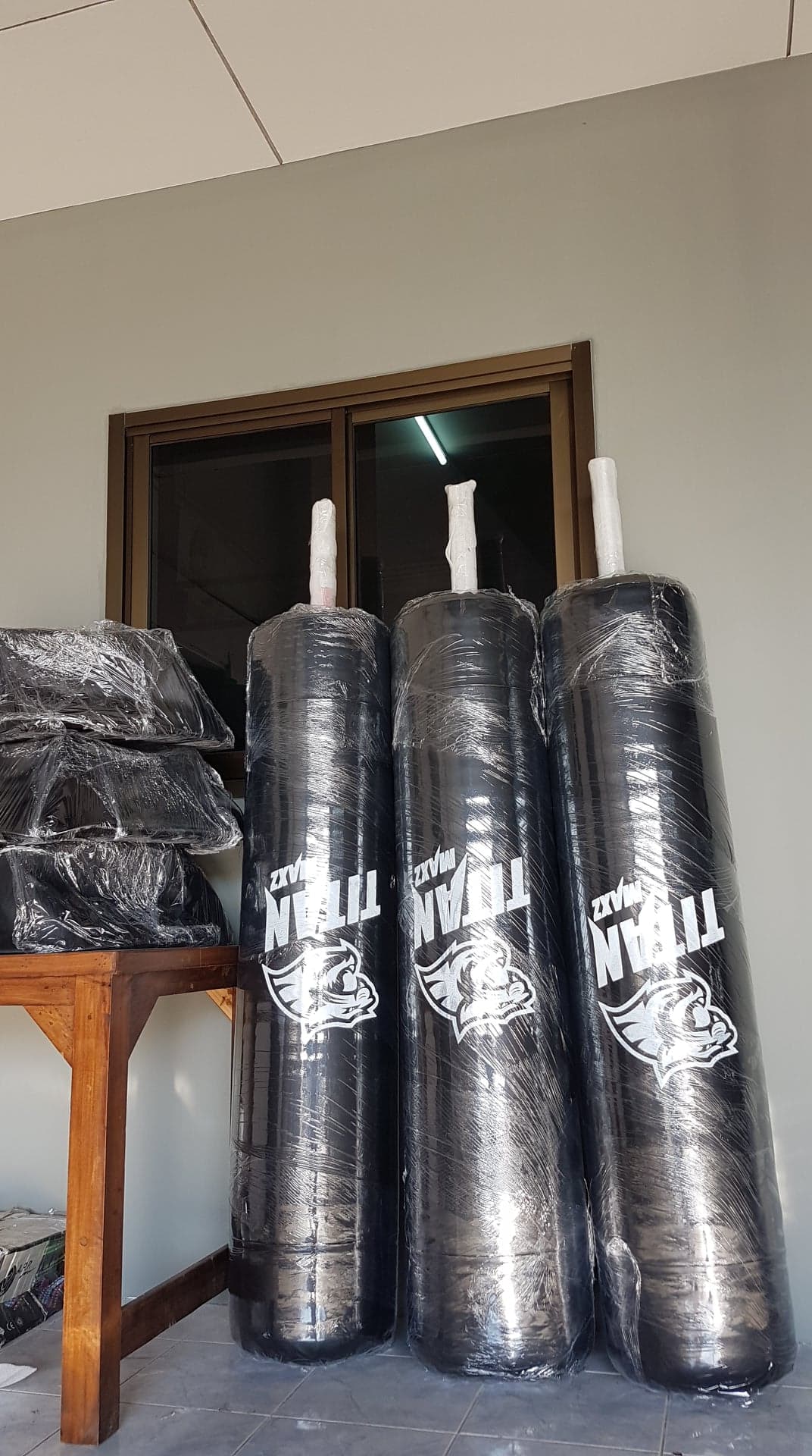 กระสอบทรายตั้งพื้น TitanMaxz