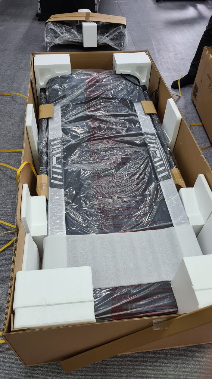 ขายตัวโชว์ลู่วิ่งไฟฟ้า USAeon รุ่น A275Pro2 Treadmill USA