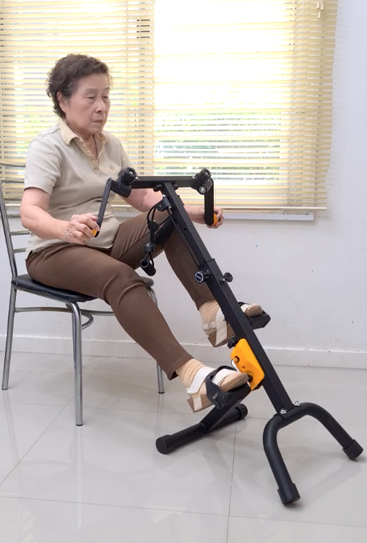 จักรยานออกกำลังกายผู้สูงอายุ, จักรยานกายภาพบำบัด, จักรยานคนแก่, จักรยานออกกำลังกายในบ้าน