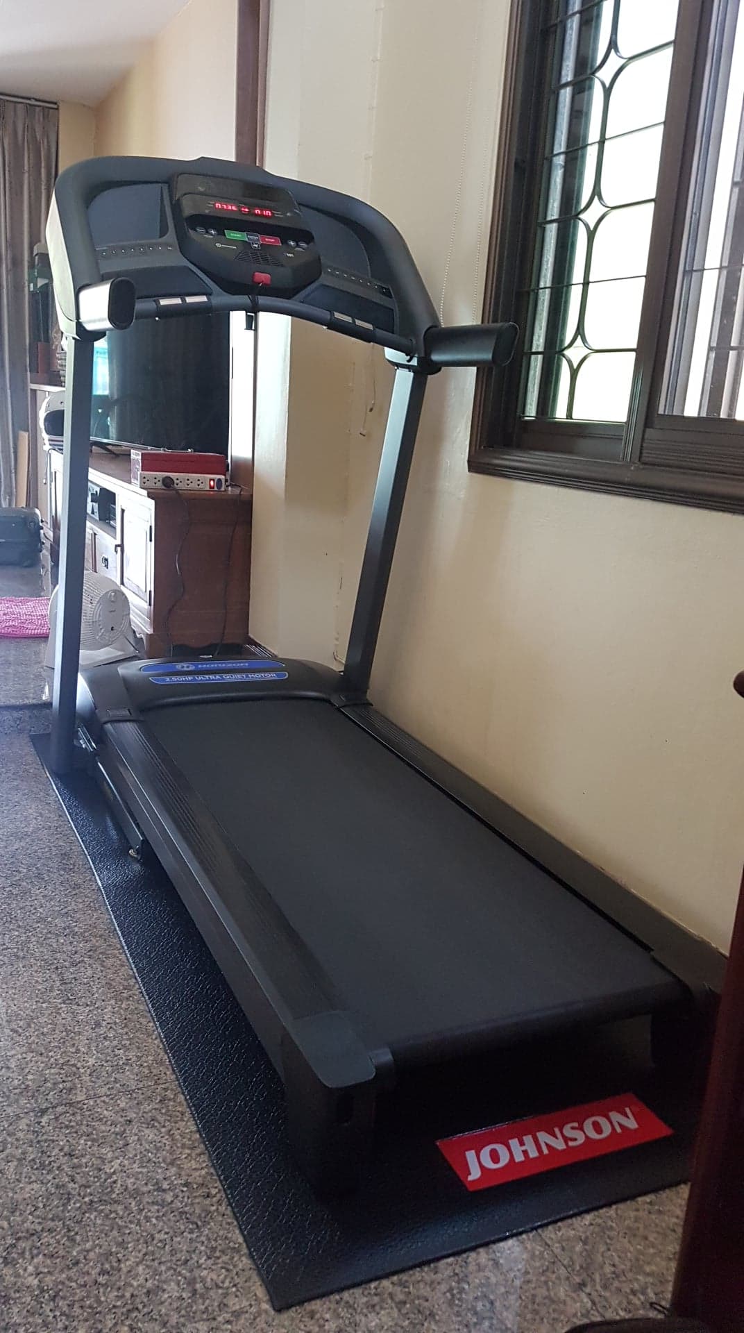 ลู่วิ่งไฟฟ้า Horizon T101