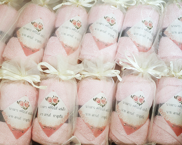 Bambio ผ้าเช็ดหน้าของชำร่วย