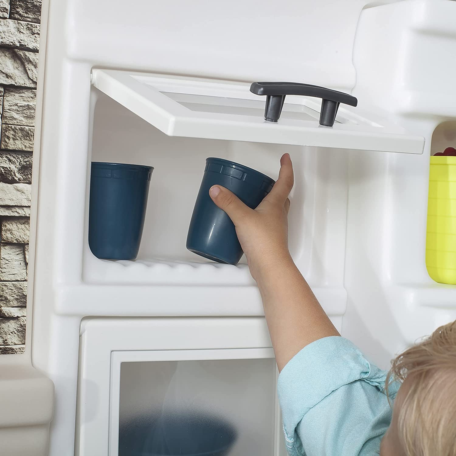 ล็อตใหม่ ชุดครัวเสมือนจริงชุดใหญ่สุดว้าว!! Step2 Edge Kitchen Over 70-Pc Play Food & Toy Accessories Set Included. ราคา 25,000 บาท